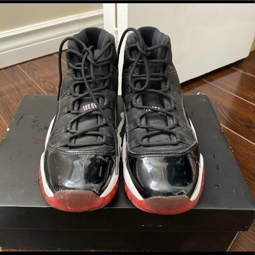 AIR JORDAN 11 Bred 2012 Release